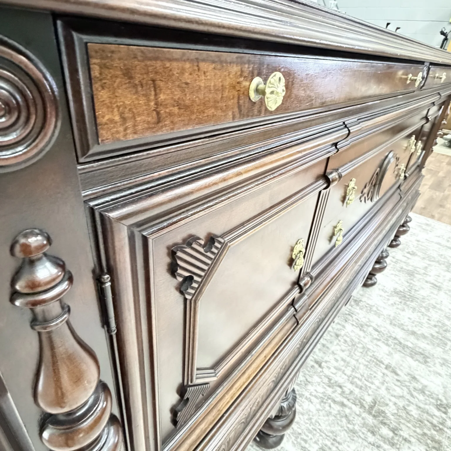Full view of the restored Rockford buffet